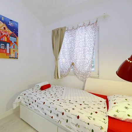 Candela, No 4 Appartement Starigrad Paklenica