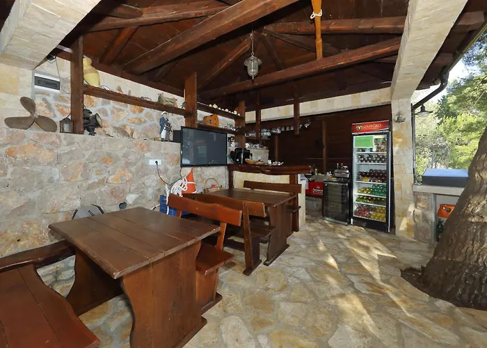 Candela, No 4 Apartment Starigrad Paklenica