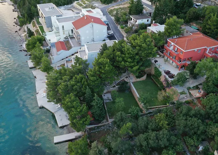 Candela, No 4 Starigrad Paklenica