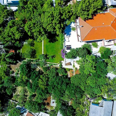 Candela, No 4 * Starigrad Paklenica