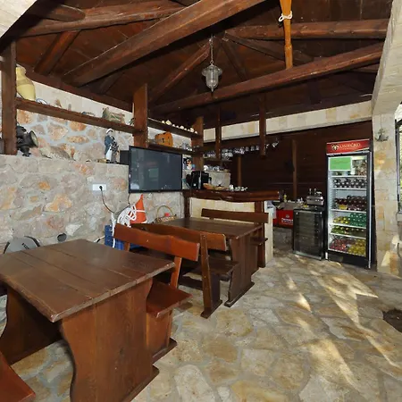 Candela, No 4 Apartment Starigrad Paklenica