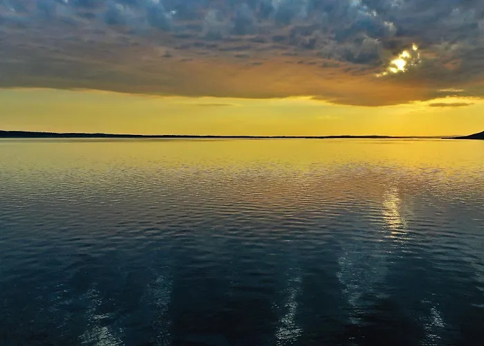 Candela, No 4 스타리그라드 파클레니차